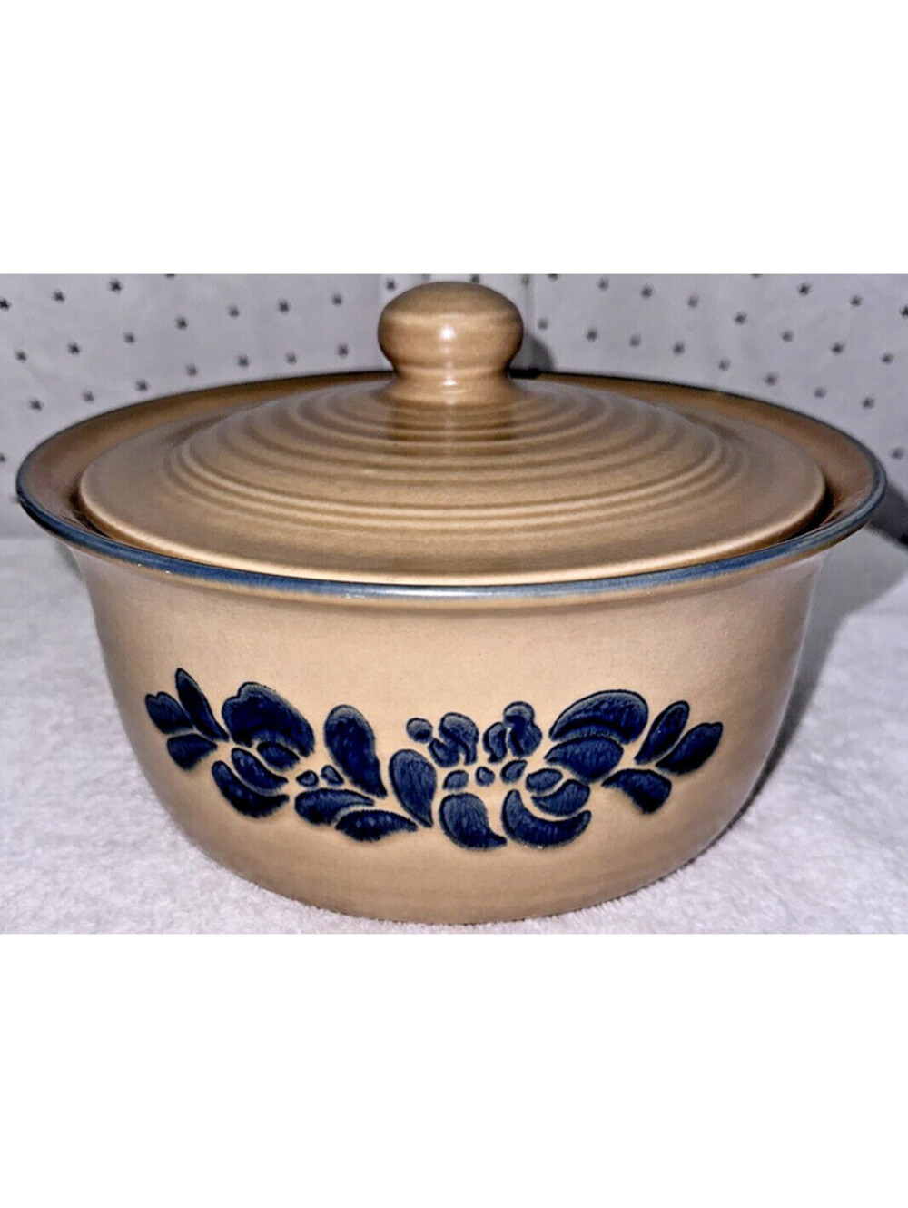 Pfaltzgraff FOLK ARt Covered Casserole Dish 2 Quart 315 Vintage VGC Dinnerware